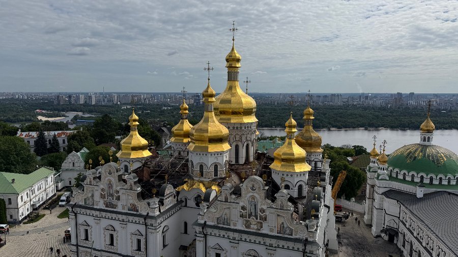 Пошкоджений внаслідок атаки РФ 15 червня Свято-Успенський собор. Києво-Печерська лавра, 16 червня 2026 року