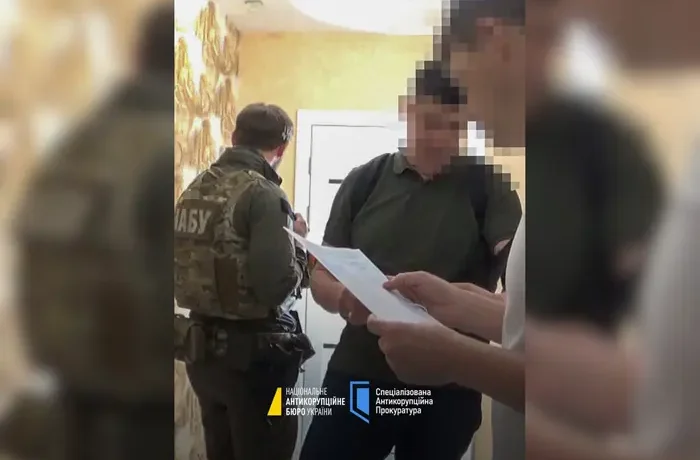 Дорожня корупція. Викрито депутата та посадовців Полтавської міськради