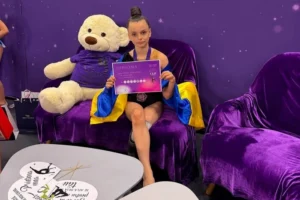Українська гімнастка з протезом виграла золото на турнірі в Румунії