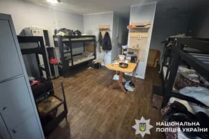 П’яна сварка в хостелі закінчилася побиттям: потерпілий у лікарні