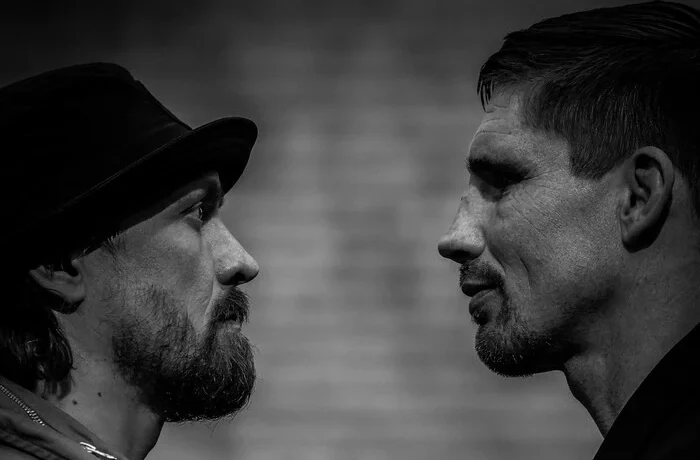 «Слава у Гізі». Все, що потрібно знати про чемпіонський бій між Усиком та Верховеном