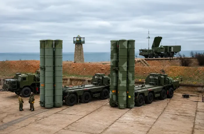 Росія вичерпує запаси ракет ППО – розвідка