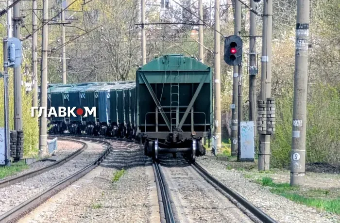 Підвищення вантажних тарифів «Укрзалізниці» на 45% вдарить по експорту та промисловості, – експерт
