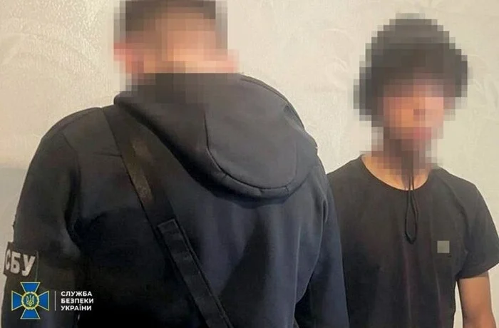 На Харківщині затримано 17-річного студента, який коригував удари ворога