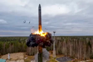 Загроза застосування «Орєшніка». Повітряні сили звернулися до українців