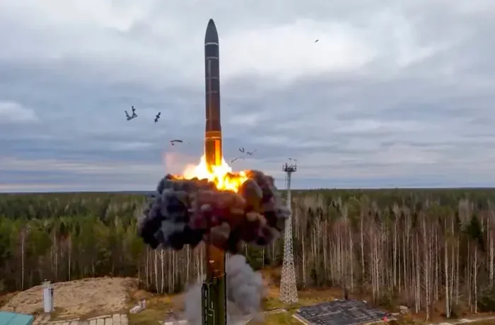 Загроза застосування «Орєшніка». Повітряні сили звернулися до українців