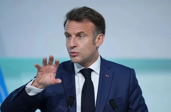 Макрон розкрив деталі зустрічі Трампа та Путіна на Алясці