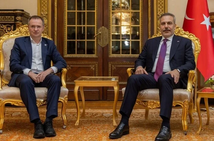 Глава МЗС Туреччини у Москві висловився про завершення війни в Україні