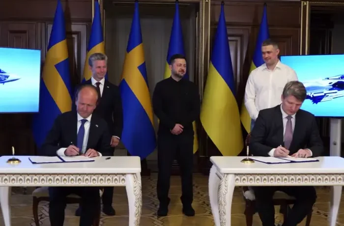 Зеленський домовився зі Швецією про посилення української авіації