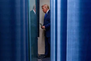 CNN: Американці хочуть припинення війни з Іраном, але вважають угоду Трампа стратегічною поразкою