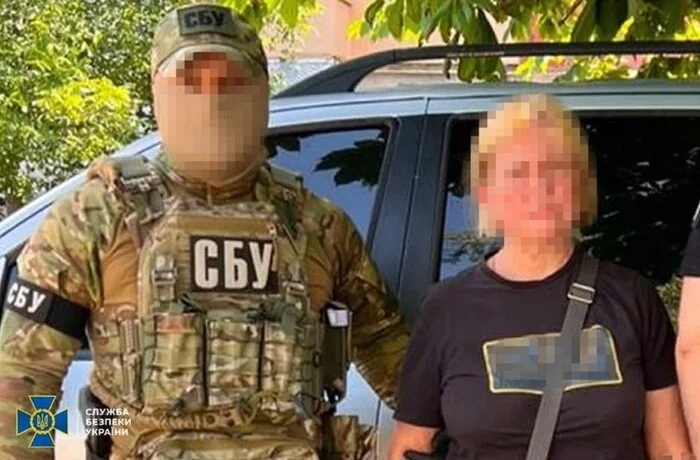 СБУ затримала зрадницю, яка пропагувала приєднання Херсонщини до Росії