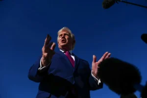 Трамп пригрозив ввести плату за прохід суден через Ормузьку протоку