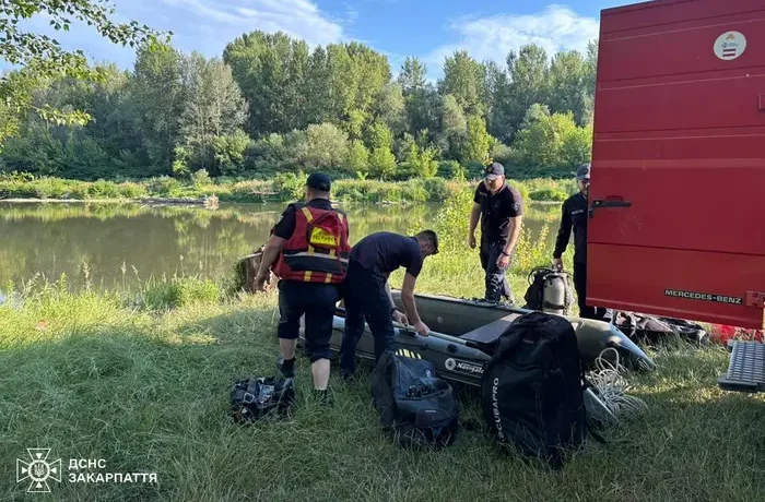 На Закарпатті другу добу тривають пошуки хлопчика, якого віднесло течією Тиси