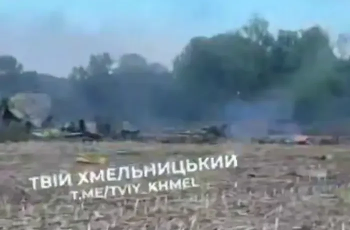 Авіакатастрофа Су-24М на Хмельниччині: названо імена загиблих льотчиків