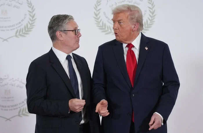 «Він зазнав нищівної поразки». Трамп оголосив про відставку прем’єра Великої Британії