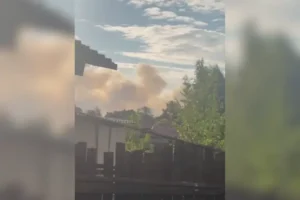 На Ленінградщині детонують військові склади, оголошено евакуацію населення