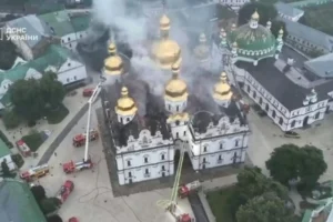 Китай відреагував на російський удар по Лаврі