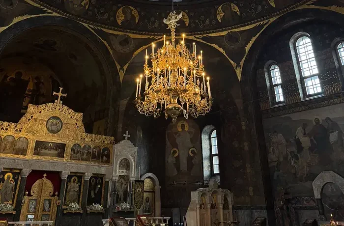 Києво-Печерська лавра частково відновила роботу для відвідувачів