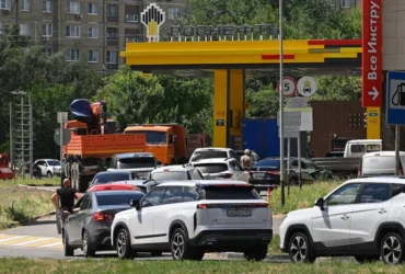 На більшості території РФ запроваджено обмеження на продаж пального: карта Reuters