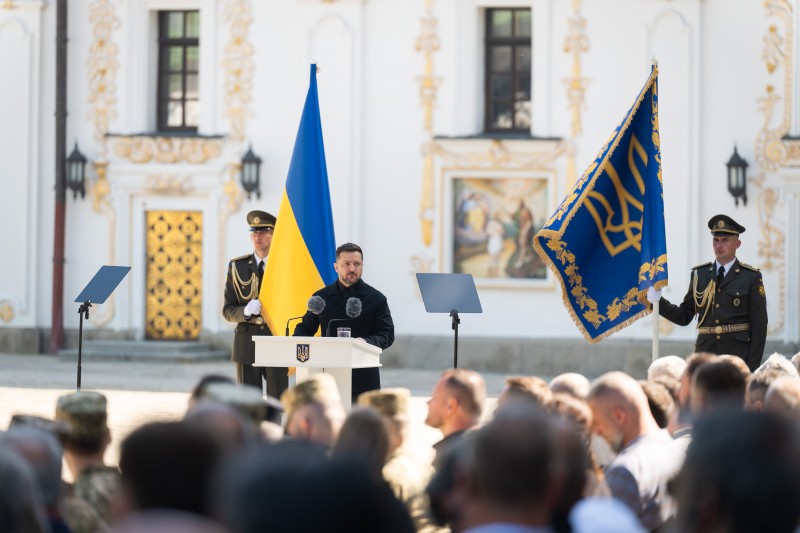 Президент відзначив українців нагородами до Дня Конституції фото 1