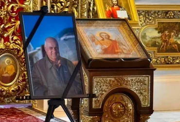 Київ попрощався із загиблим в авіакатастрофі пілотом Су-24М Богданом Загорульком