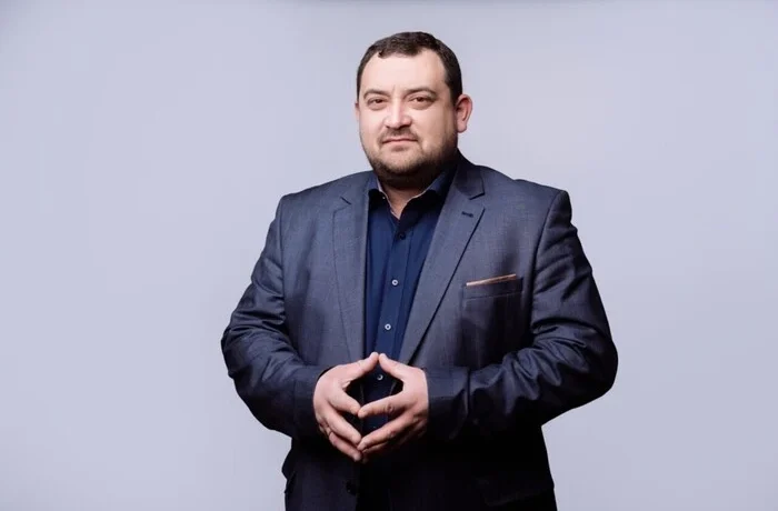 Нардеп Кузьміних замість візиту на засідання антикорупційного суду чкурнув до Іспанії