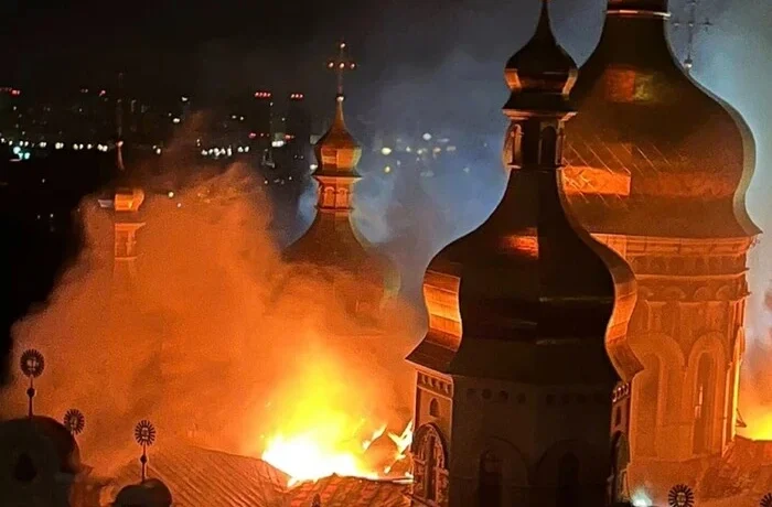 «Це атака на українську ідентичність»: посол Євросоюзу жорстко відреагувала на руйнування Лаври