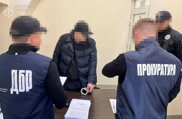 Прокуратура обвинувачує львівського ексмитника у вбивстві військового від час оповіщення