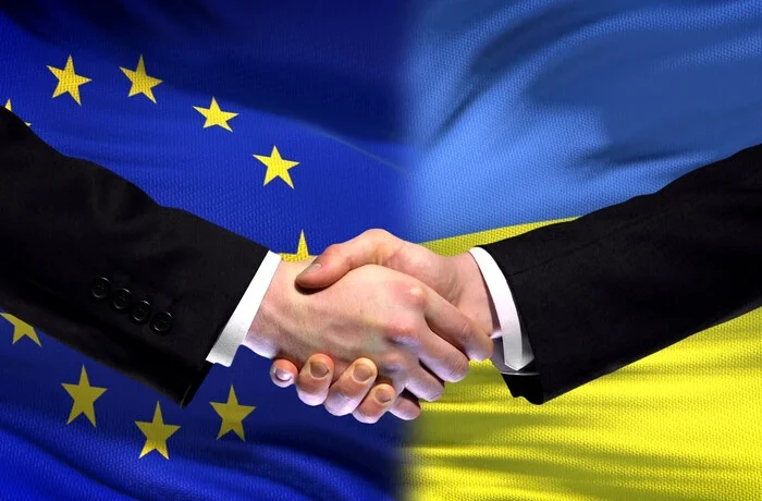 Україна почала переговори про вступ до ЄС. Тепер м’яч на нашому полі