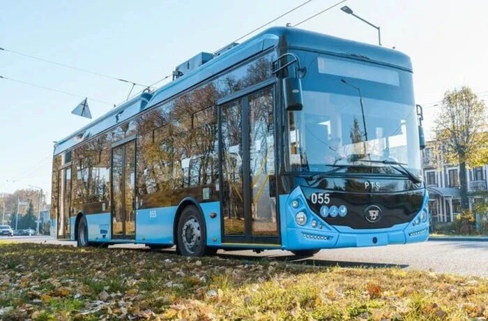 Польські активісти після скандалу зібрали кошти на автобуси для Вінниці