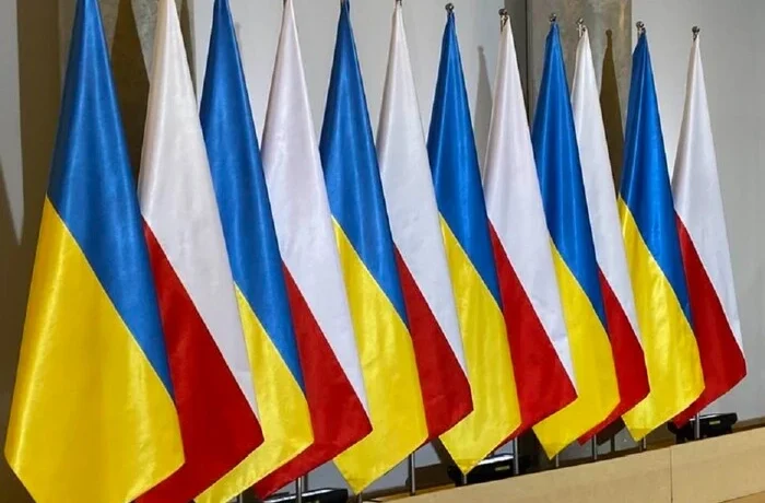 Україну знову намагаються поставити в стійло