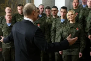 Путінські яструби вимагають відмовитися від переговорів і знищити Київ