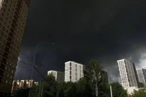 «Москва таки ляже». Мадяр прокоментував атаку на російську столицю
