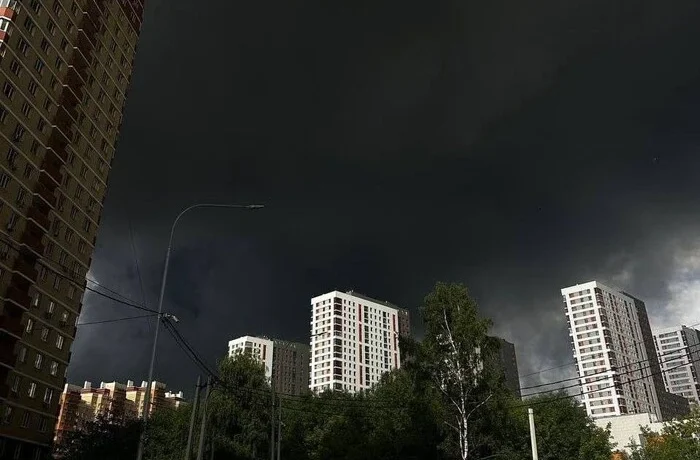 «Москва таки ляже». Мадяр прокоментував атаку на російську столицю