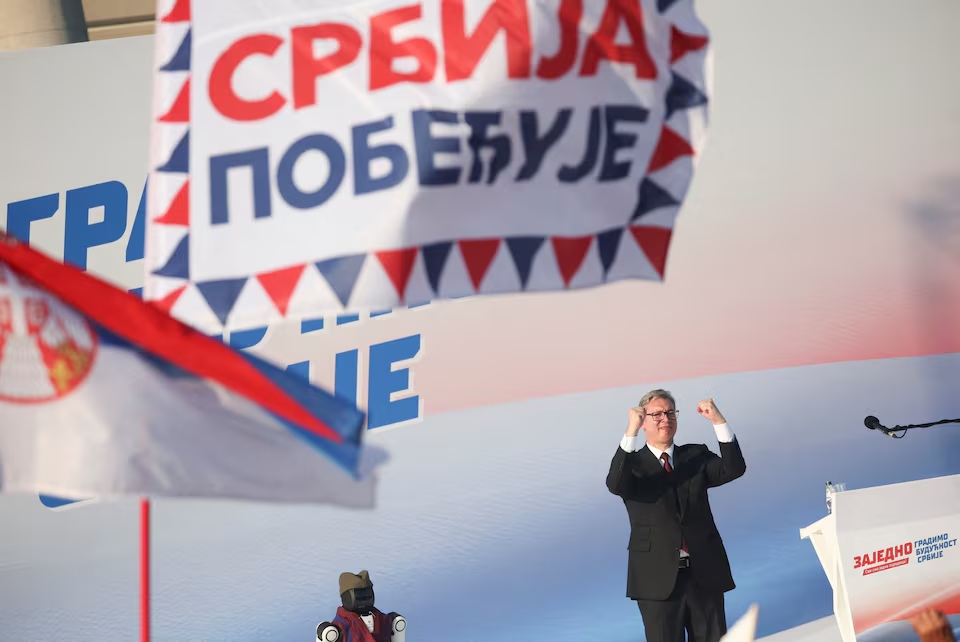 Президент Сербії оголосив про свою відставку фото 1