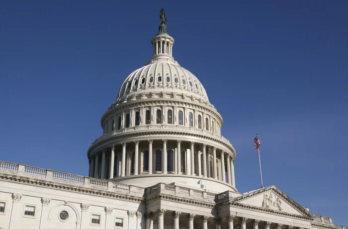 Конгрес ухвалив найважливіше рішення для України за часів Трампа. Що відбувалось за лаштунками