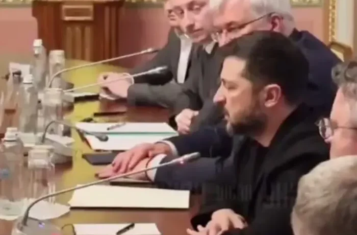 Зеленський поставив Лукашенку ультиматум щодо техніки на кордоні з Україною