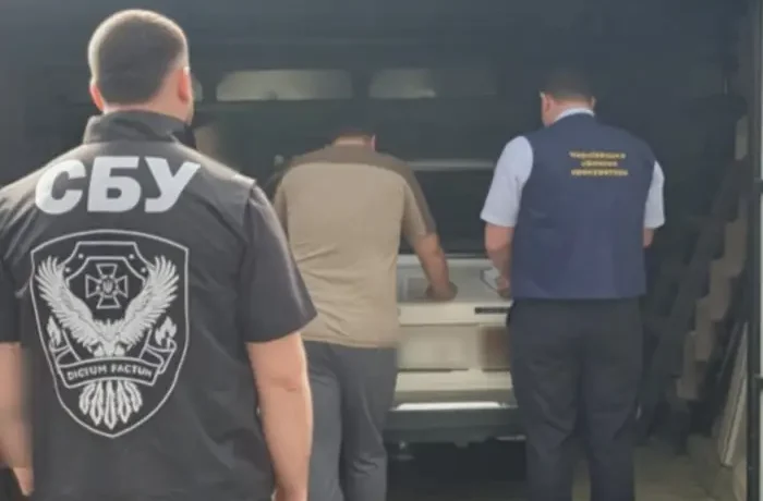 $3 тис. за рішення виконкому: посадовець Кіцманської міськради отримав підозру