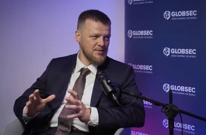 Операційний директор «Метівесту» розказав, як працюють українські металурги за 20 км від лінії фронту