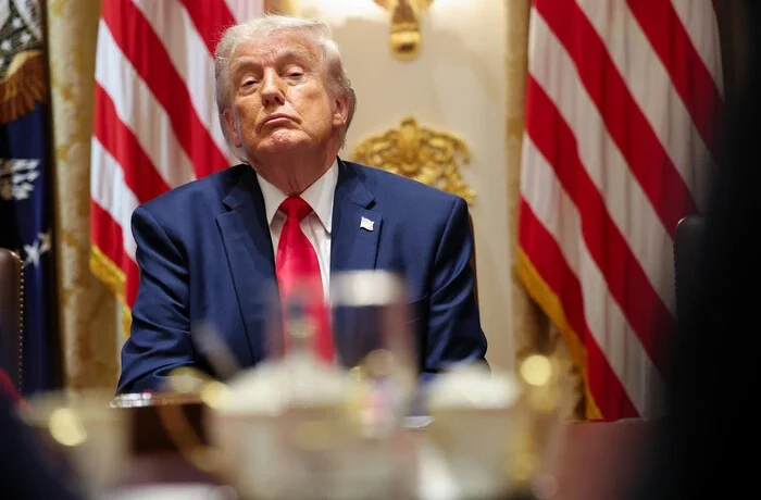 Трамп загнав себе в глухий кут: залишилося лише два сценарії