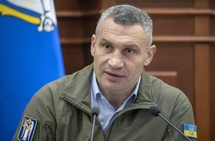 Підготовка до зими. Кличко заявив, що Кабмін грає із ним в «шаради»