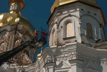 У Києво-Печерській лаврі завершено консервацію даху Успенського собору