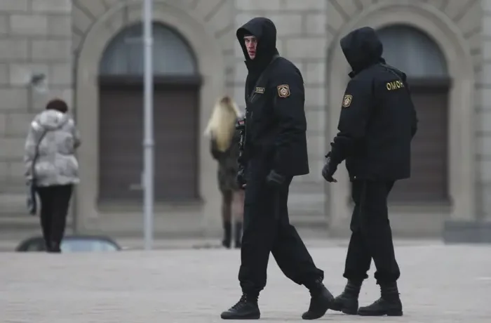 Білоруська поліція затримала священника прямо під час служби
