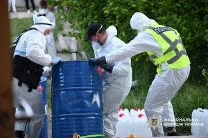 Операція «Рубікон»: Нацполіція накрила нарколабораторії у Києві, на Буковині та Полтавщині (фото)