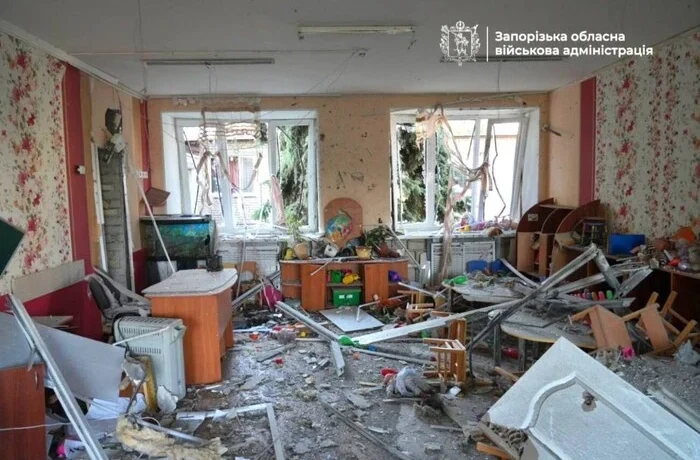 Росіяни вдарили по дитсадку в Запоріжжі (фото, відео)