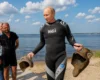 Польоти зі стерхами та пірнання за амфорами. Експіарник Шойгу розказав сенсаційні деталі «подвигів» Путіна