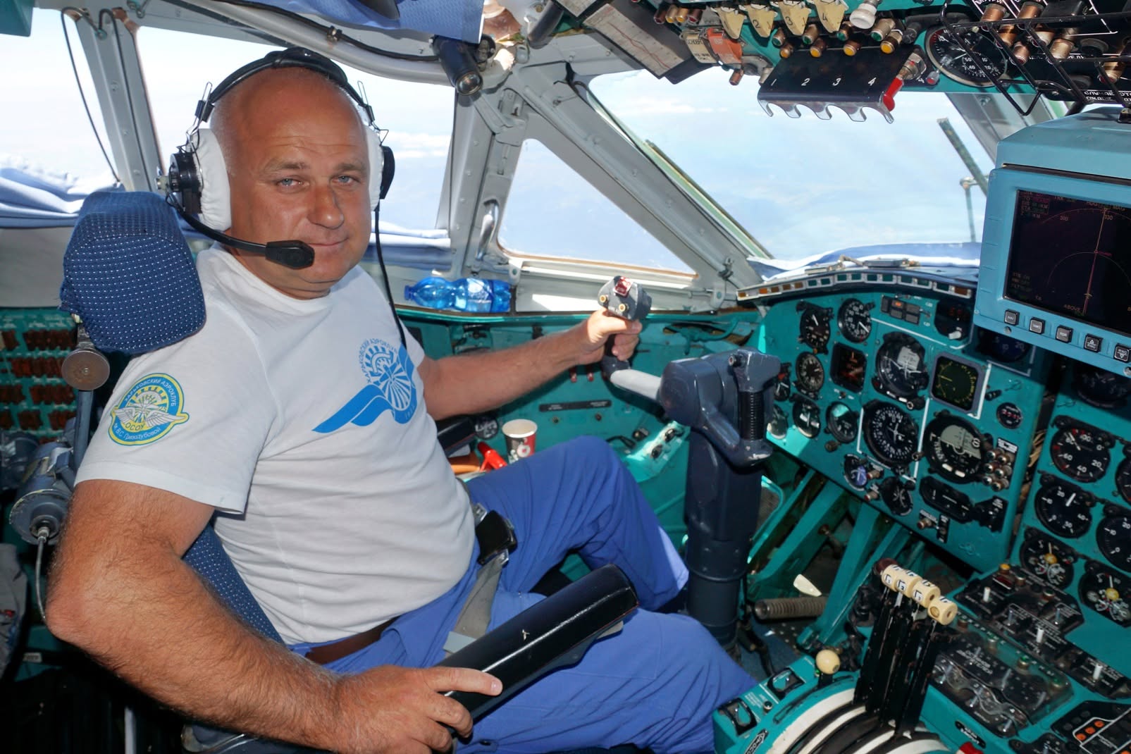 Катастрофа Су-24М на Хмельниччині: загинули льотчик-випробовувач «Антонова» та молодий офіцер фото 1