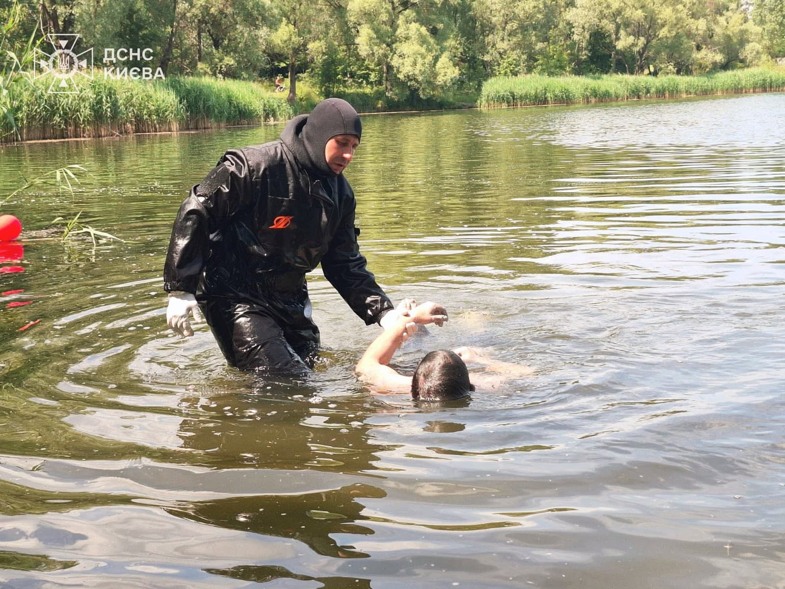 Тіло загиблого підняли на поверхню та передали правоохоронцям