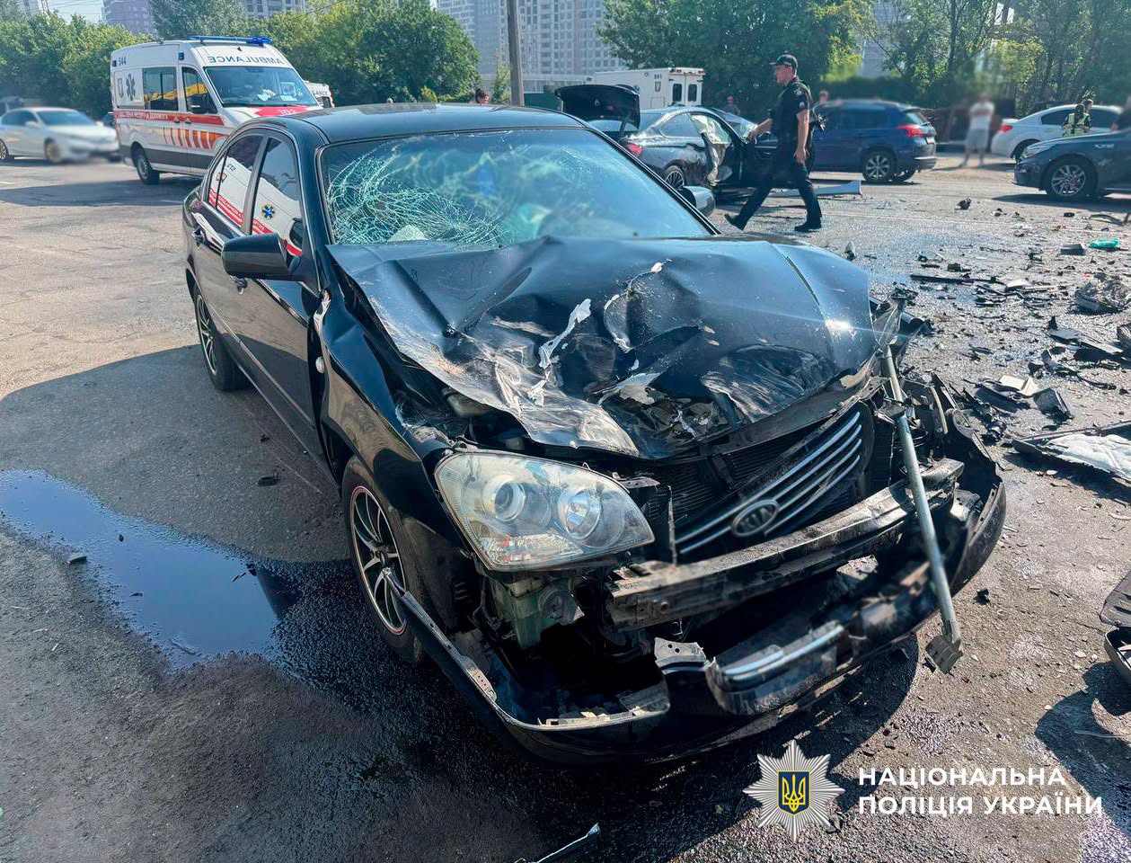 Пошкоджена внаслідок ДТП автівка КІА