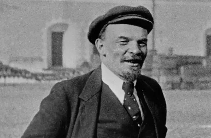 Росія знайшла пропаганду наркотиків у книгах Леніна та Маяковського